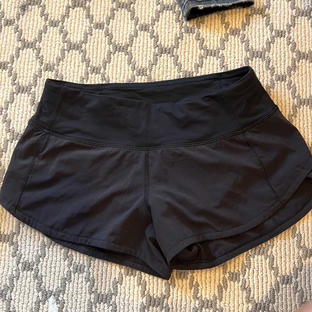 Lululemon Speed up shorts
